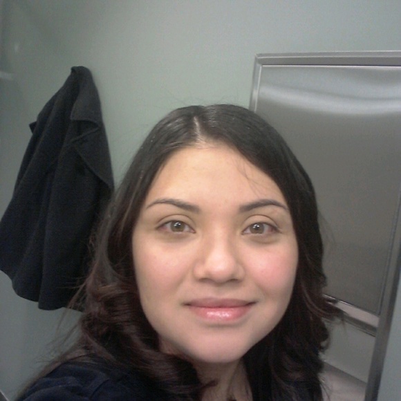 Meet your Posher, Bertila - Picture 1 of 1